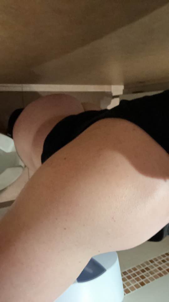 Gay slut wants to become a webfamous men with his little dick. Help him out. Save & Repost #Kk2uvEsl