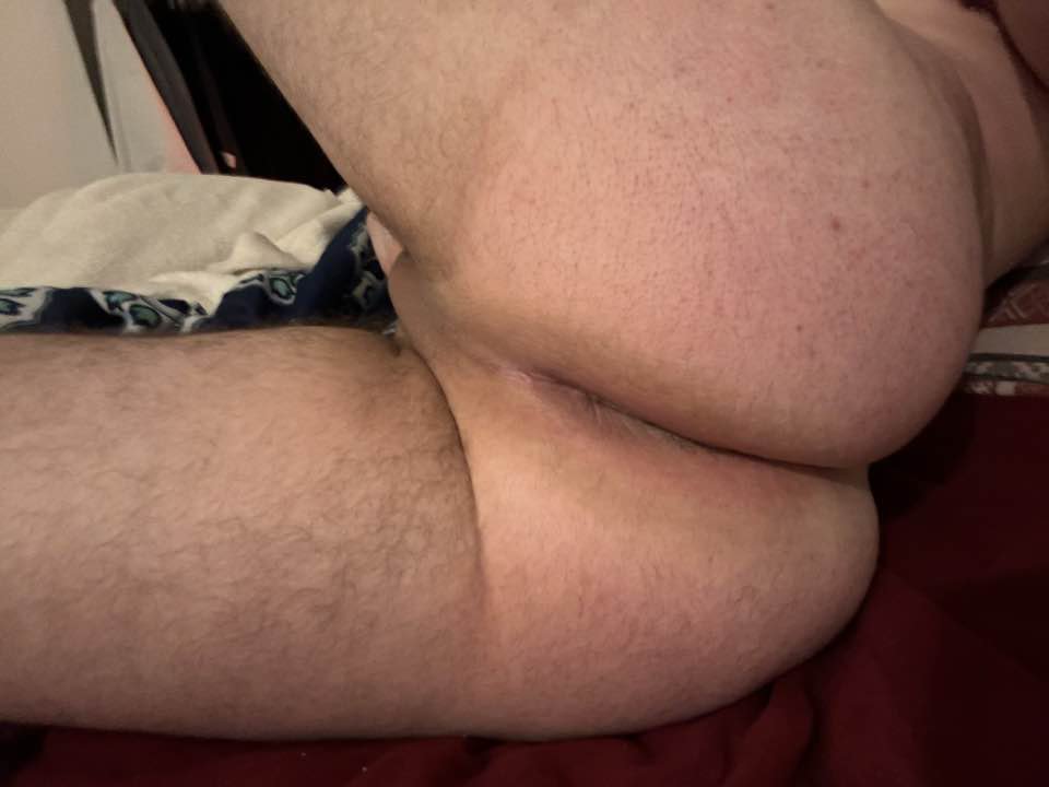 Gay slut wants to become a webfamous men with his little dick. Help him out. Save & Repost #Lix1Jf4G