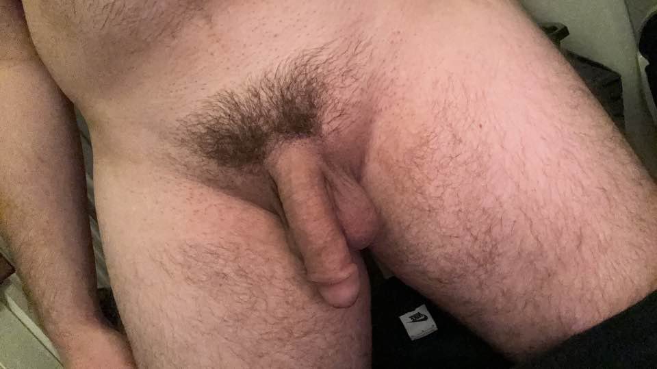 Gay slut wants to become a webfamous men with his little dick. Help him out. Save & Repost #VKTaulo5