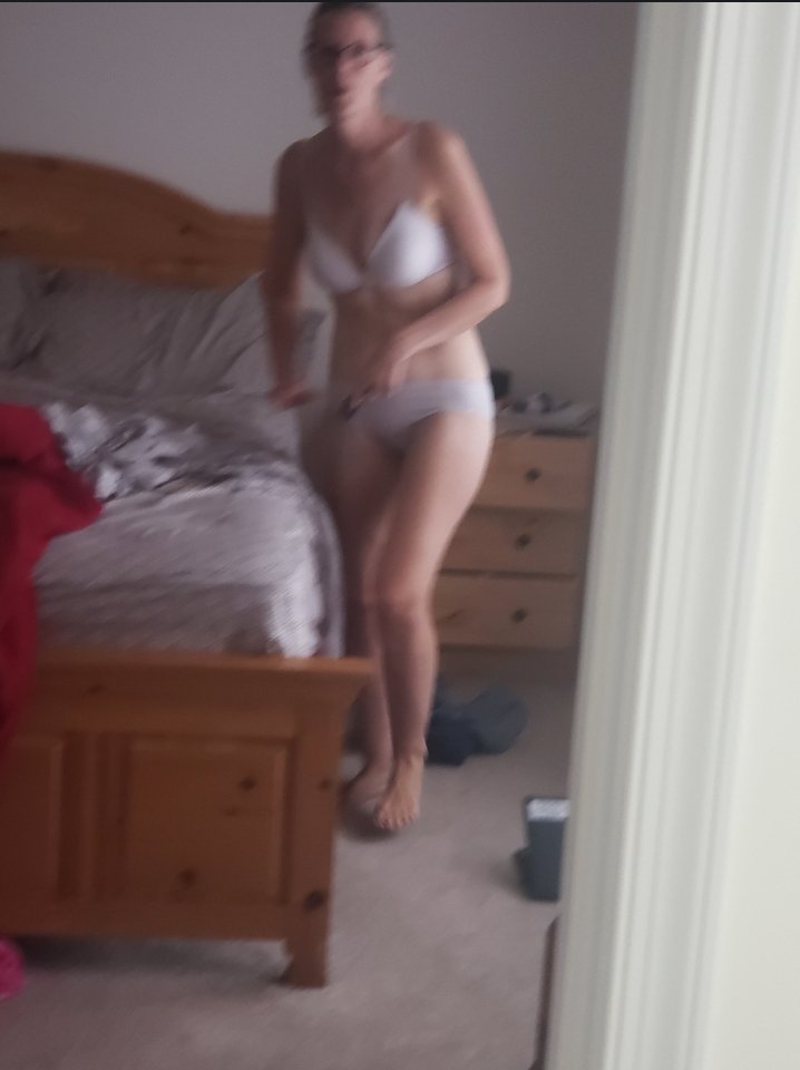 Valerie, naked milf, a real woman, mother of 2, from Pennsylvania #6bAMKHsA