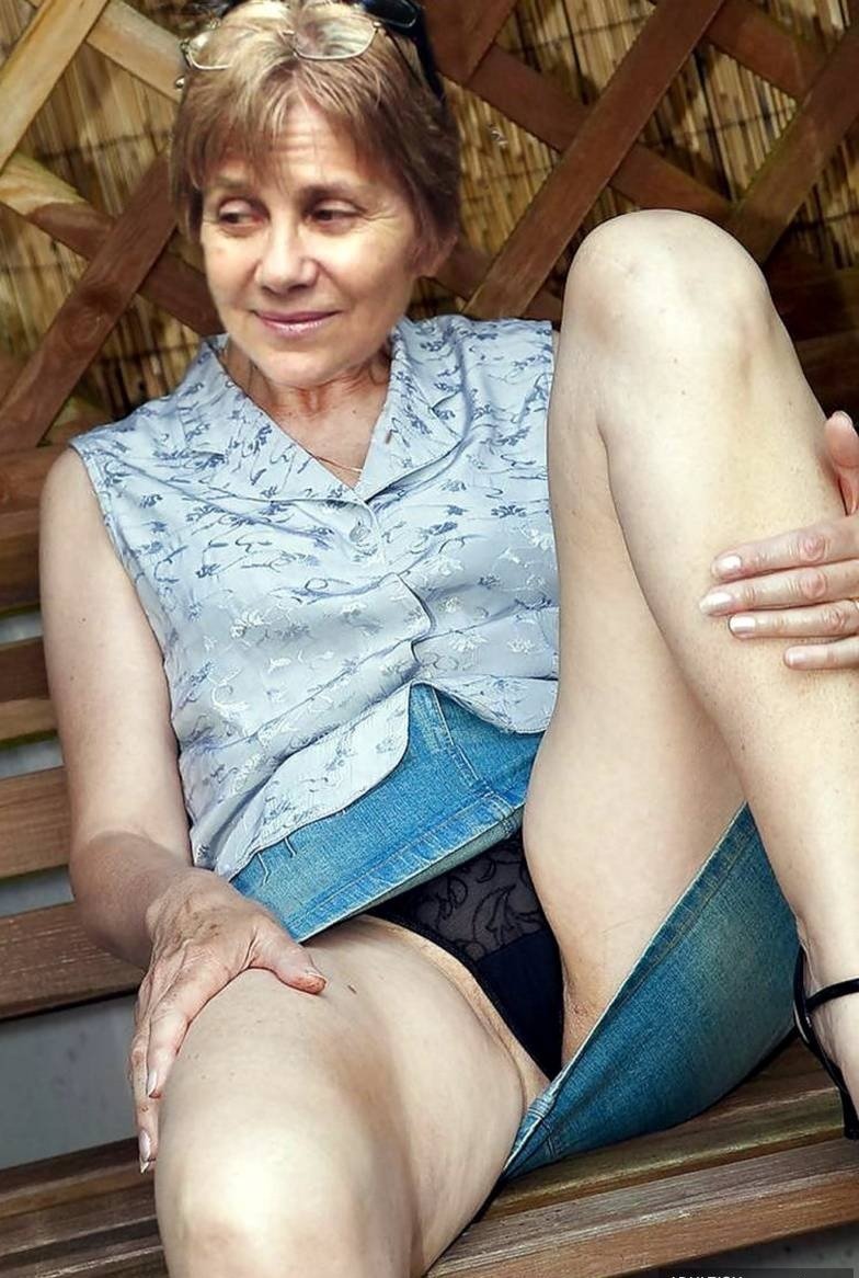 Slut Danielle #EQZJ0jKa